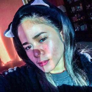 Meet your Posher, Daphney